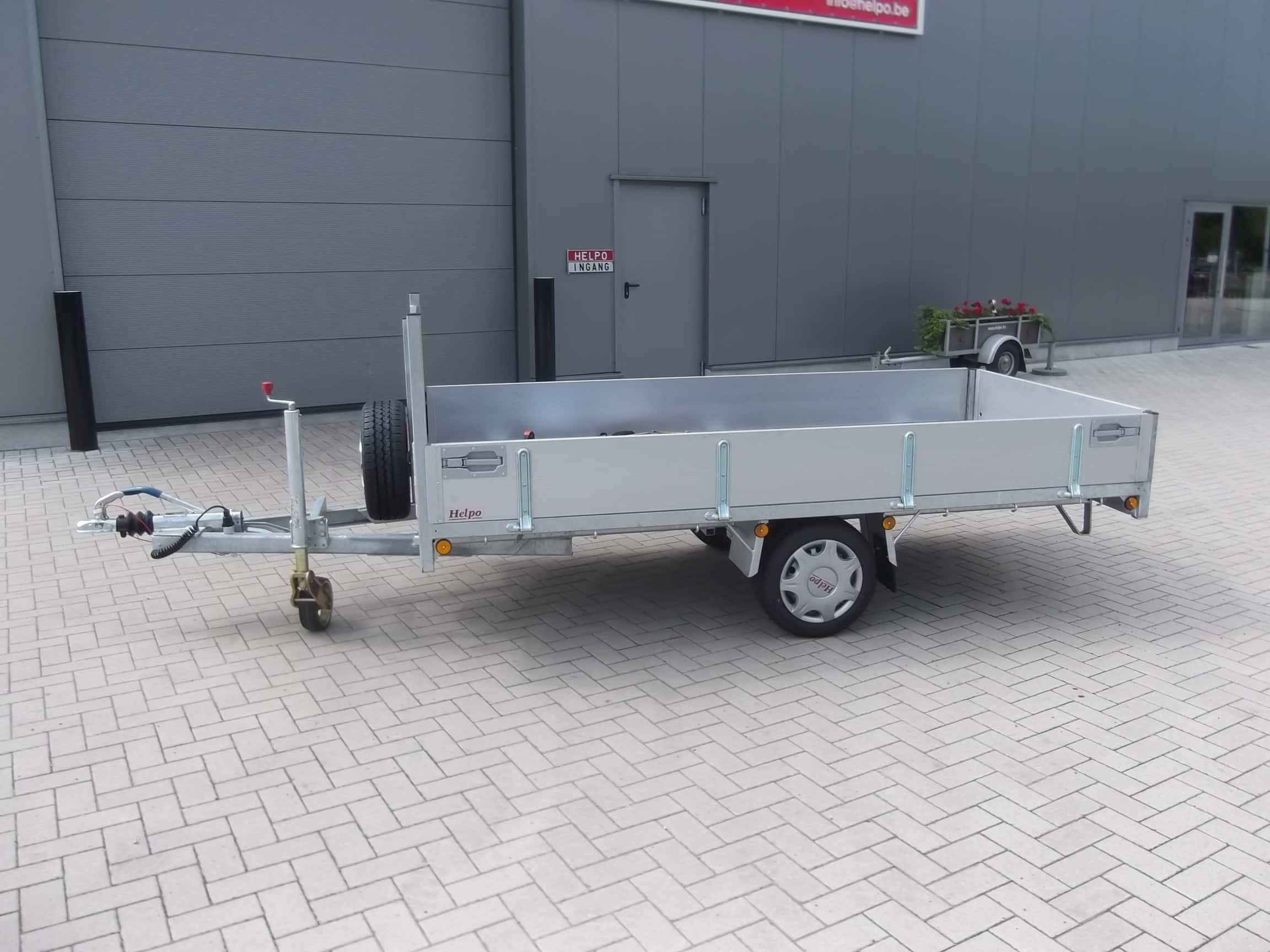 Uitbarsten Goot stewardess Helpo plateau aanhangwagen 308 cm x 155 cm HTG 1300 kg, enkel as. Prijs op  aanvraag - Helpo