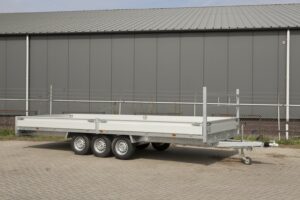 Henra plateau aanhangwagen 6030mm x 2220mm htg 3500 kg 3-asser