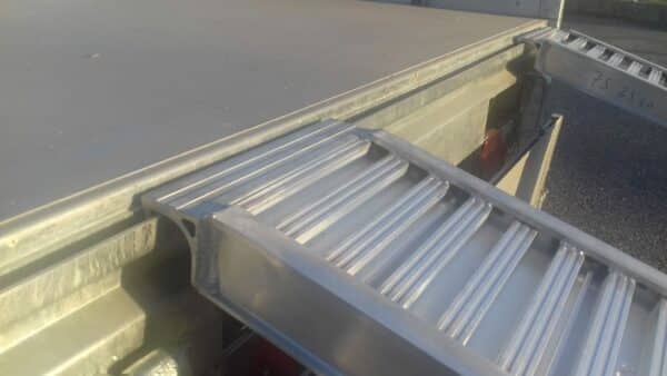 Henra Rampen ALUMINIUM 2400 x 300 x 75mm 2800kg Kopf Typ G Hakenverbindung