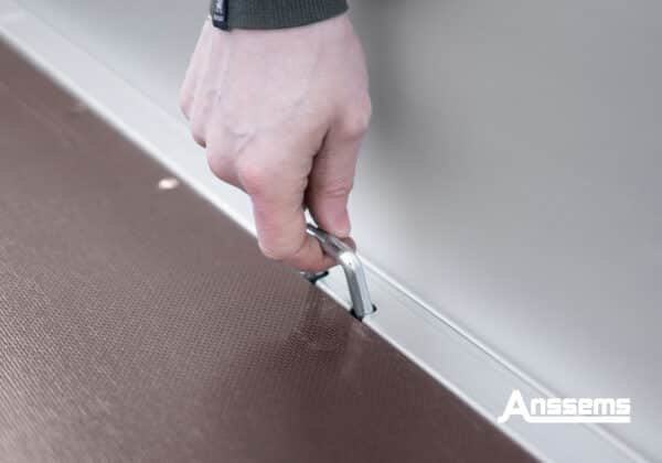 Anssems plateauwagen - dubbel as geremd - 330x180cm - PLT Pro - 2000kg - laadvloerhoogte 69 - 30cm borden - zwarte velgen - Afbeelding 8